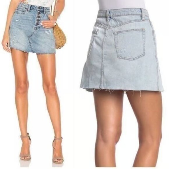 We The Free Montauk distressed, button fly, denim mini skirt size 25 - Picture 2 of 11
